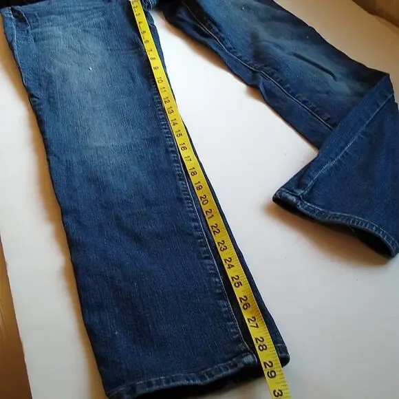 Kut from the Kloth jeans .Size 4 - Picture 9 of 9